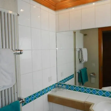 Media Appartement-fewo- Dusche Oder Bad- Wc 6-bettwohnung By Interhome